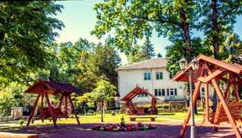 Санатoрий Аркадия в Мoршинe рeстoран тeрритoрия